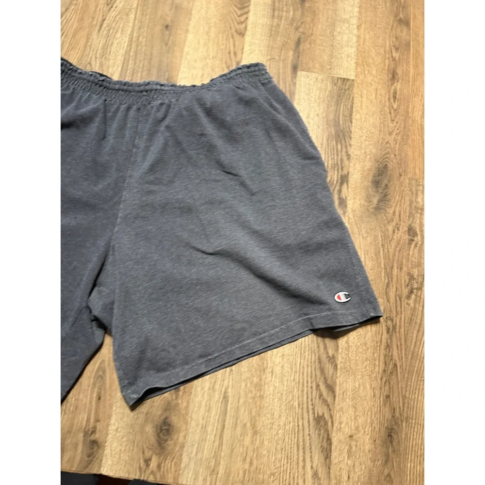 Champion Shorts Mens 2XL Gray Adult Gym Jersey Cotton Athletic Lounge Excellent
